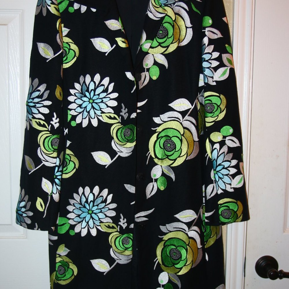 Nygard size 8 Over coat.  Spring style.